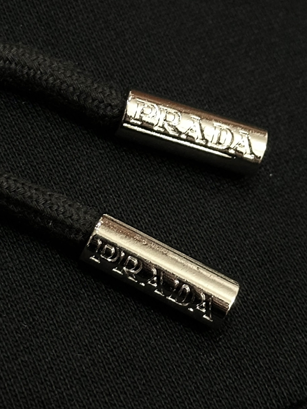 ブランドパーカー角部分ディテール